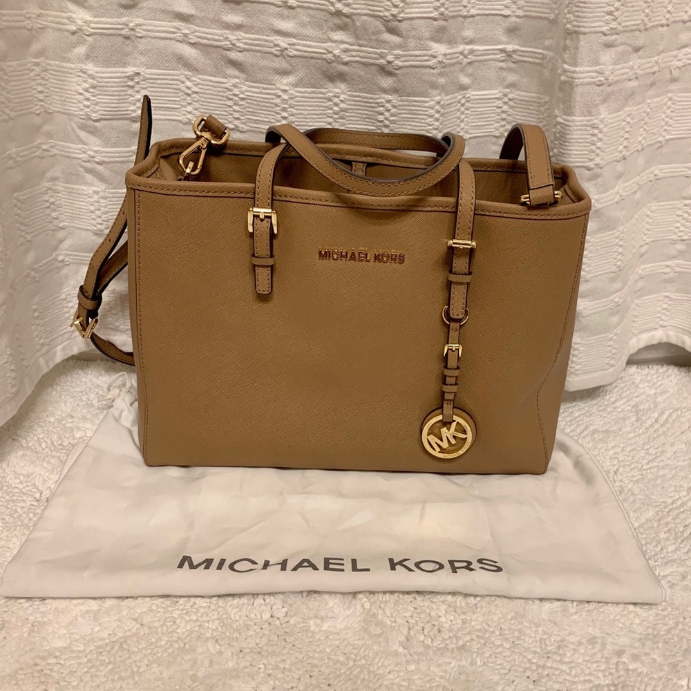 Michael Kors Jet Set Tote